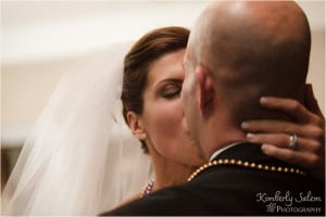 Kiss on the dance floor Kiss on the dance floor